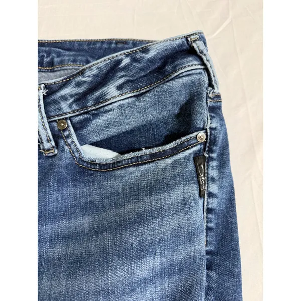 Silver Jeans Avery Slim Boot Medium Wash Denim Jeans W94627SDG332 Sz 18 L33 Wmn - Image 2