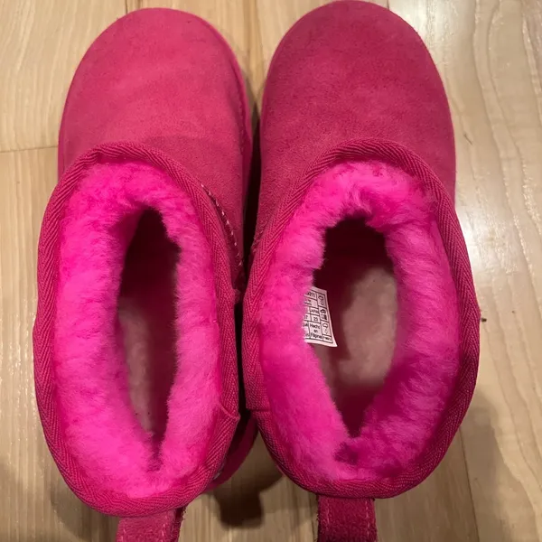 UGG - Hot Pink Ultra Mini Boots. Size 6! - Image 3