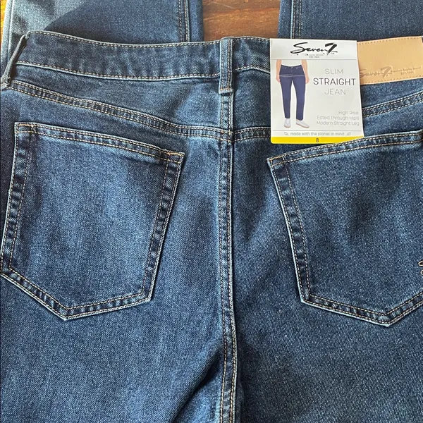 Seven7 Women's Straight Leg Jeans in Dark Blue Wash NWT - Image 5