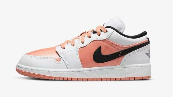 Air Jordan 1 Low - Image 3