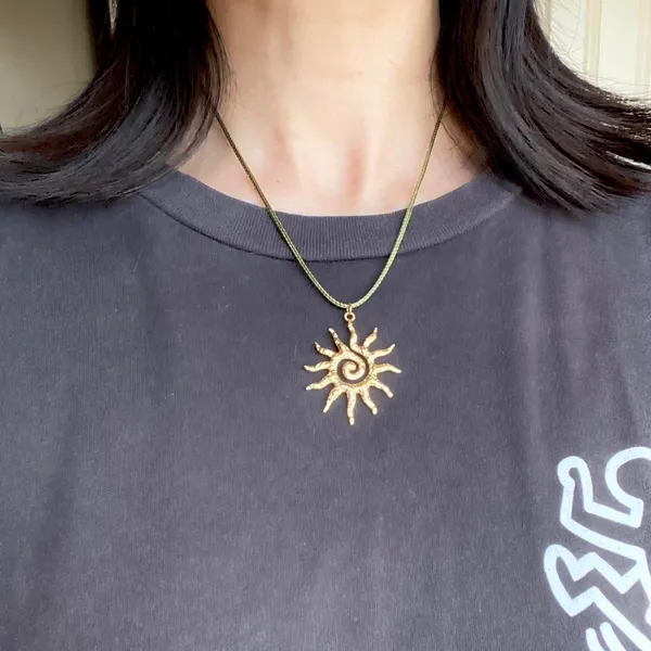 Handmade stainless steel sun boho retro vintage style necklace☀️ - Image 8