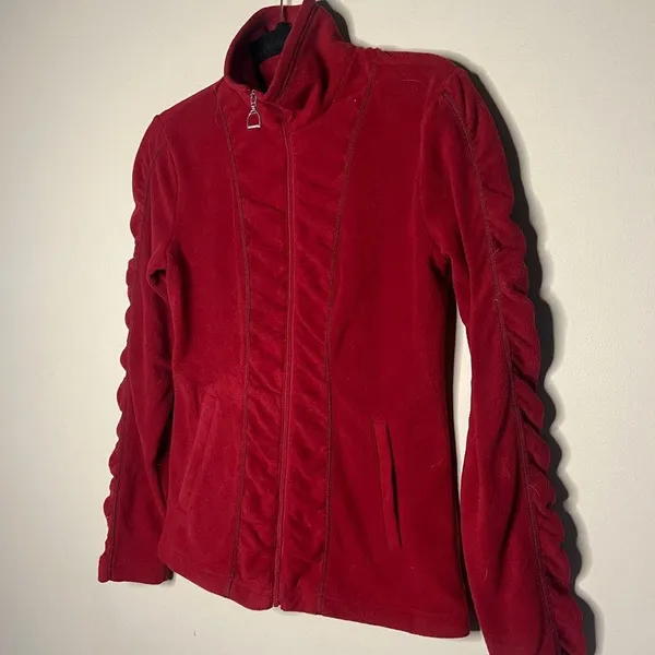 Ariat Red Ruched Sleeve Fleece Jacket - Image 2