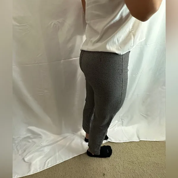 Brandy Melville Vintage Woven Gingham Tilden Pants - Grey - Image 4