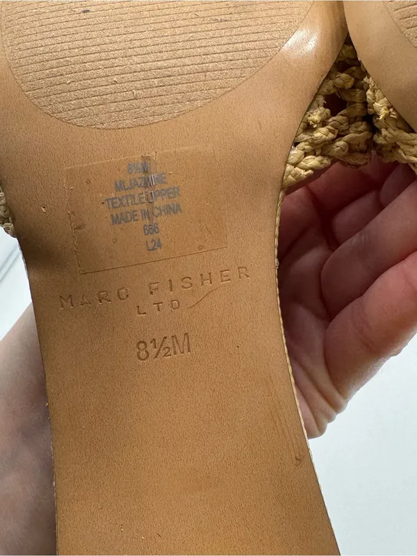 Marc fisher Jazmine Dress Slide Sandal in natural raffia size 8.5 coastal resort - Image 4