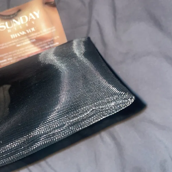 Sunday Riley makeup bag Black - Image 5