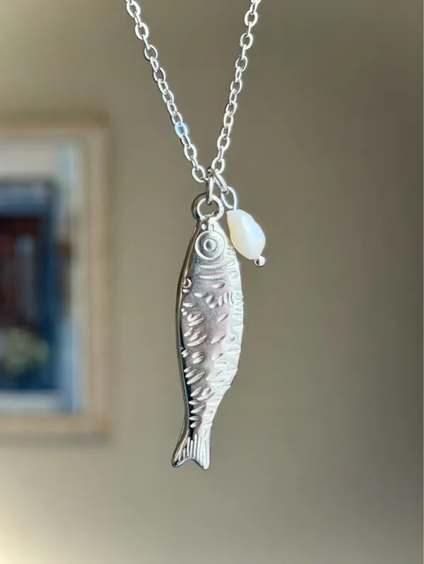 Handmade gold tone fully gold tone stainless steel fish boho funky chic necklace🌀🐟 - Image 8