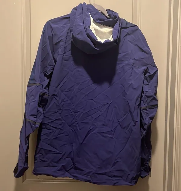 Nike rain jacket - Image 2
