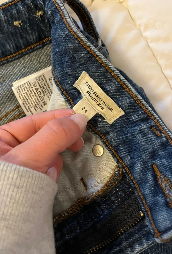 Madewell dark wash curvy perfect straight jeans - Image 2