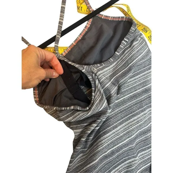 Lululemon y shaped power tank top activewear gray striped size 4 - Image 8