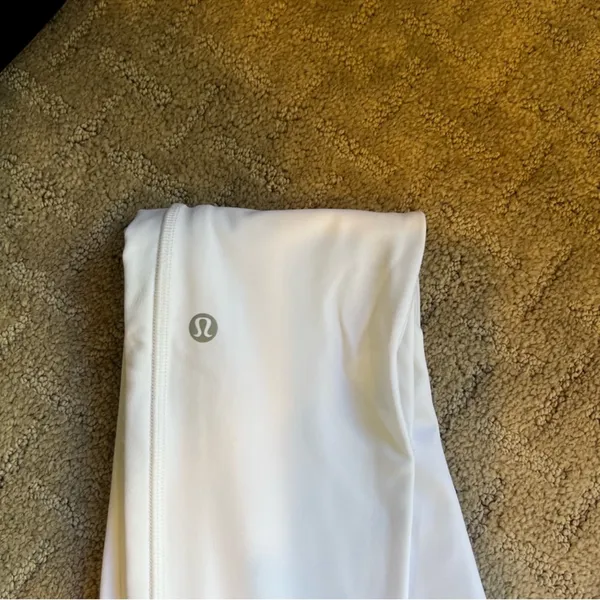 Lululemon Speed Up Tight White 28” Leggings - Image 4