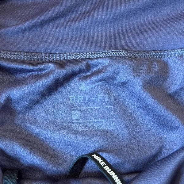 Nike dri fit running short size large purple - Image 3