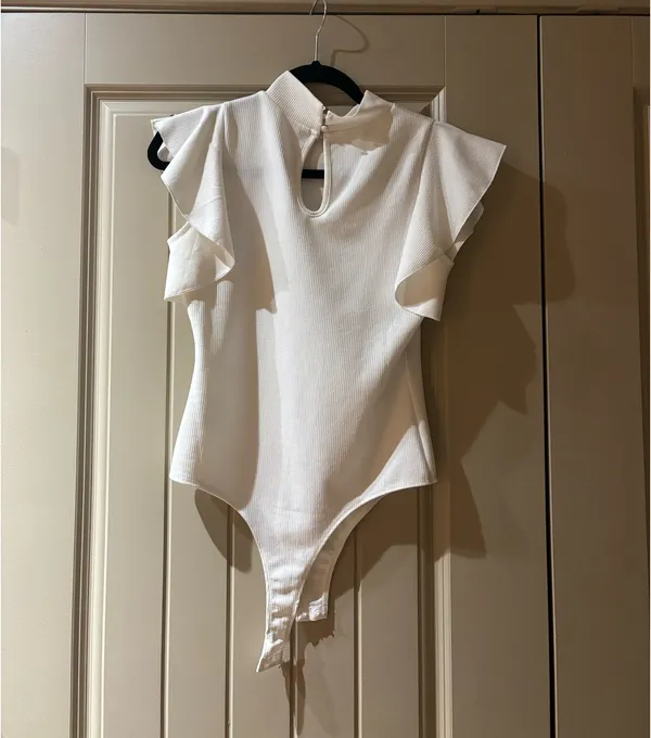 I Just Have to Have It White high neck puffy sleeve bodysuit - Image 3