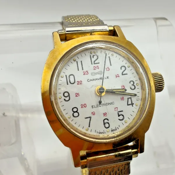 Caravelle Electronic Ladies Wristwatch Gold Tone Mesh Band For Parts - Image 2
