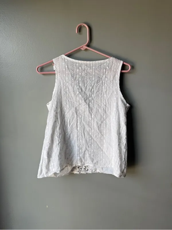 White Eyelet Lace Floral Crochet Boho Coquette Sleeveless Tank Top Women’s - Image 5