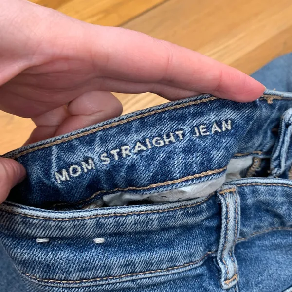 American Eagle Mom Straight‎ Jeans Distressed Medium Wash Blue Size 2 Regular - Image 7
