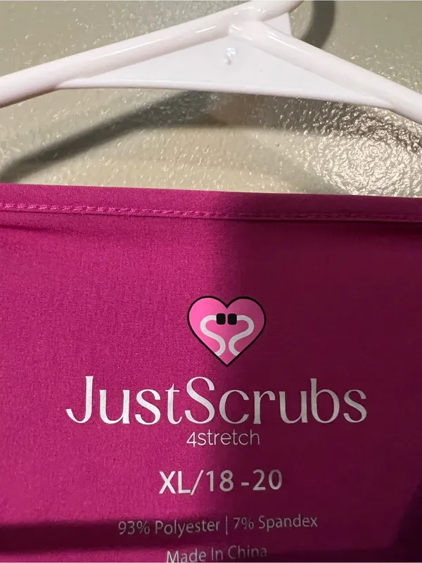 Just Scrubs Womens Sz XL 18-20 Short Sleeve Scrub Top Magenta Pink V-Neck Pocket - Image 9