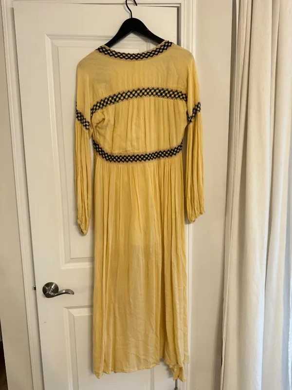RAGA Montana Plunge Maxi Dress in Light Yellow Size Small - Image 6