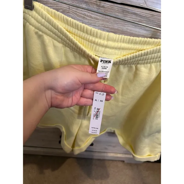 Victoria's Secret PINK Ivy Fleece Rolled Hem Shorts Yellow XL NWT - Image 6