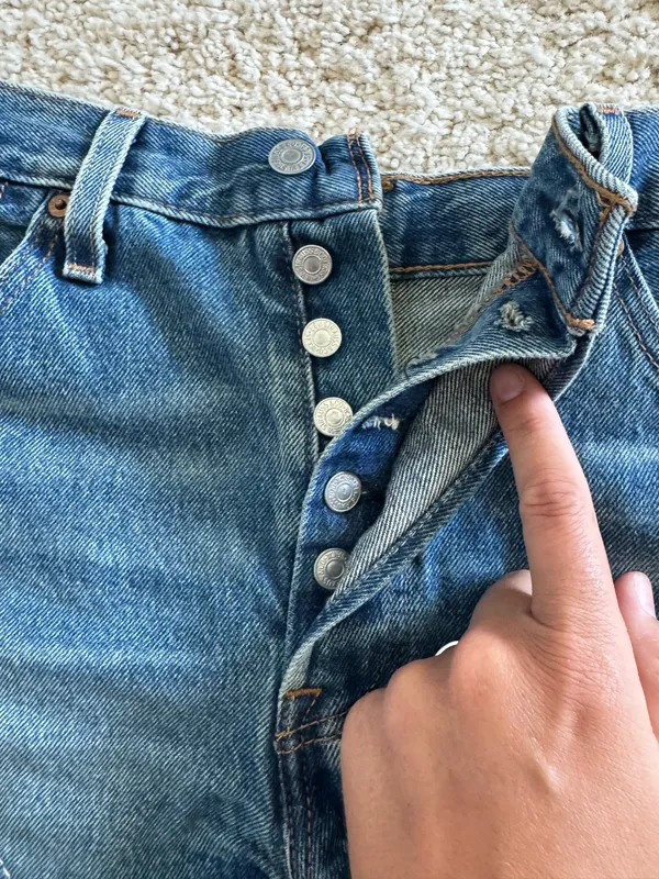 Levi’s 501 Shorts Denim - Image 2