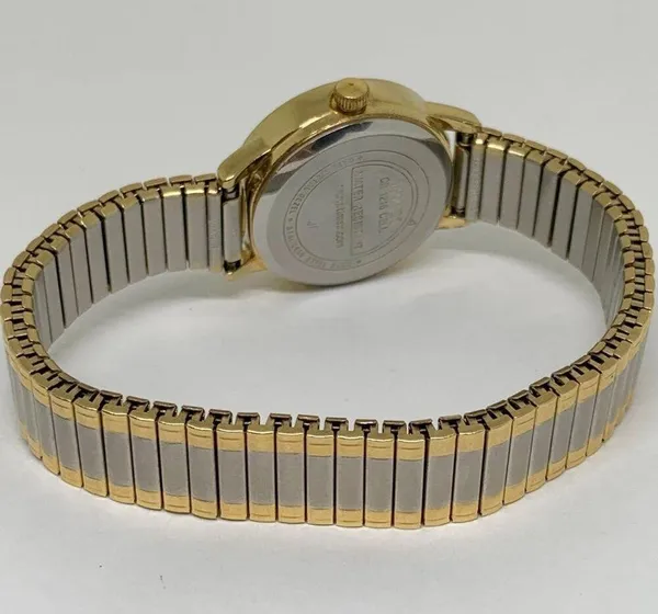 Timex indiglo date women’s watch gold silver tone 25mm Quartz 6.5” running - Image 4
