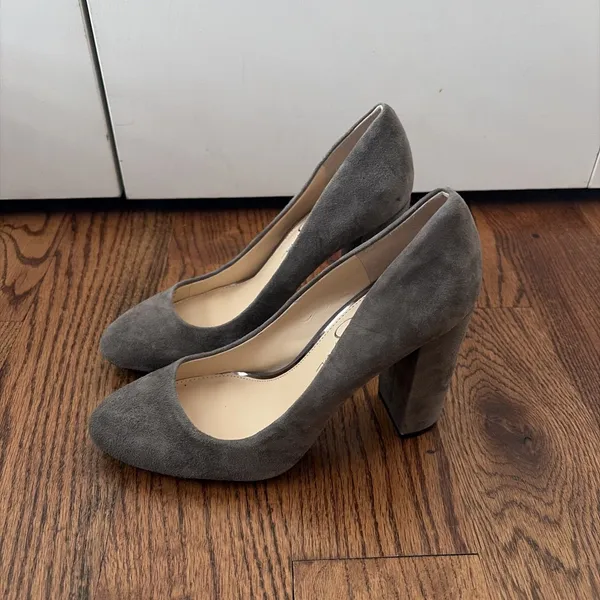 Jessica Simpson Bellemo Women’s Gray Suede Round Toe Block Heel Pumps Size 8.5 - Image 3