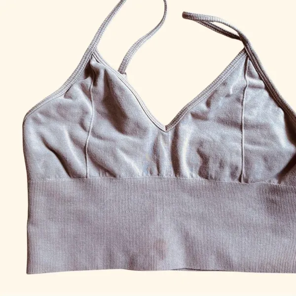 New ALO YOGA RIbbed Bra size M Beige stretch run gym yoga workout - Image 2