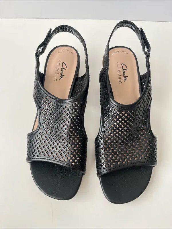 Clarks Caroleigh Star open toe leather sandals NEW black 9.5 - Image 3