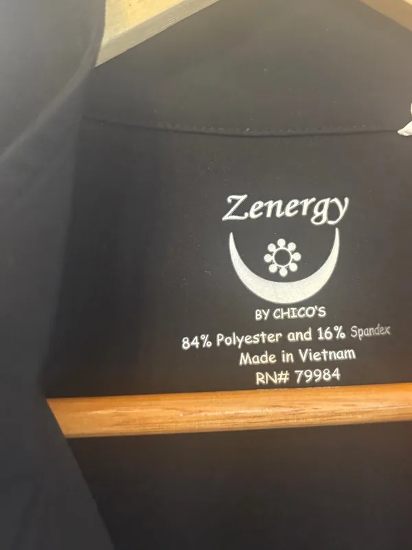Zenergy By Chico’s Black Vest Size 1 (Medium) - Image 5