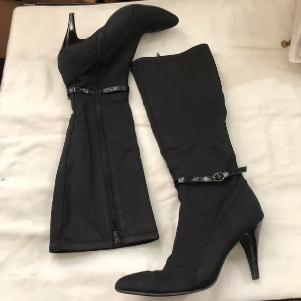 Nine West Black fitted knee-high boots buckle 3” heel gothic streetwear Whimsygoth-Size 8M Preloved condition with minor wear Measurement in pics - Image 2