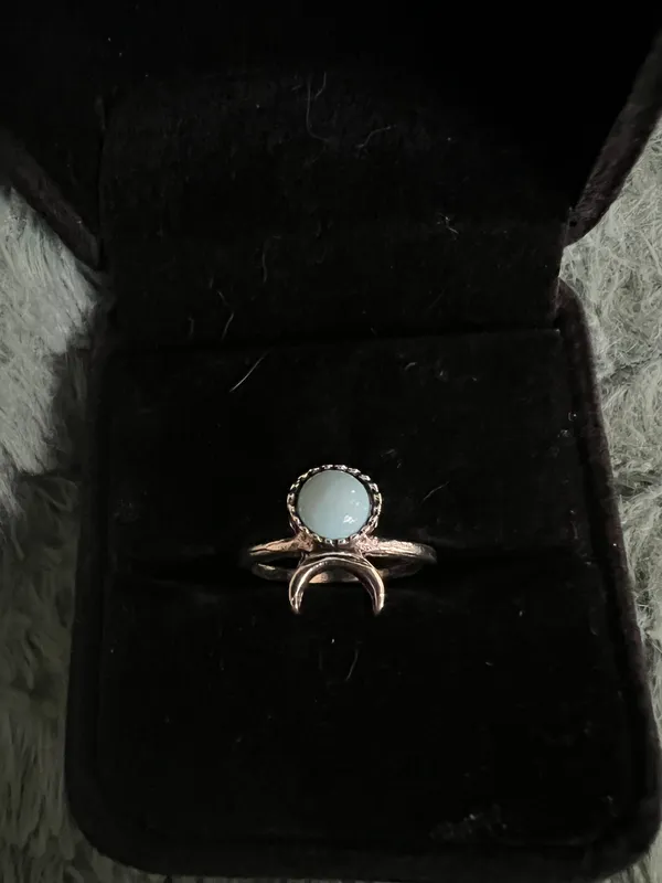 Women’s Stainless Steel Silver Faux Turquoise Ring Size 6 - Image 2