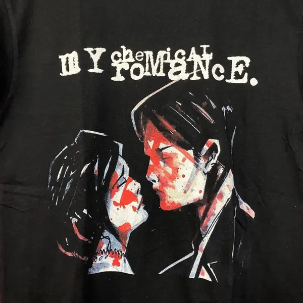 My Chemical Romance Three Cheers for Sweet Revenge Tshirt size small - Image 2