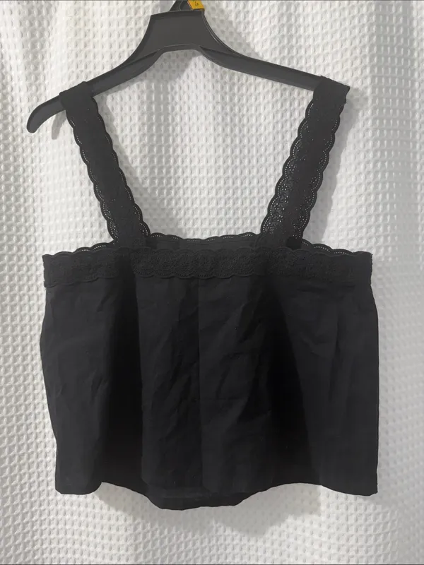 H &M Black Trimmed Lace top and Strap Crop Top Size Small - Image 4