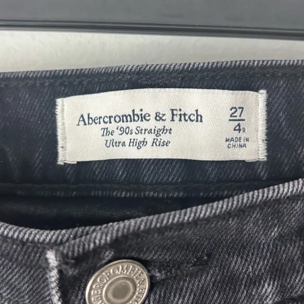 Abercrombie & Fitch The 90s Straight Ultra High Rise Black Denim Jeans - Image 5