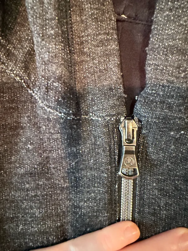 Lululemon Harmonious Hoodie Sweatshirt Reversible Grey Black Size 6 FLAWED - Image 8