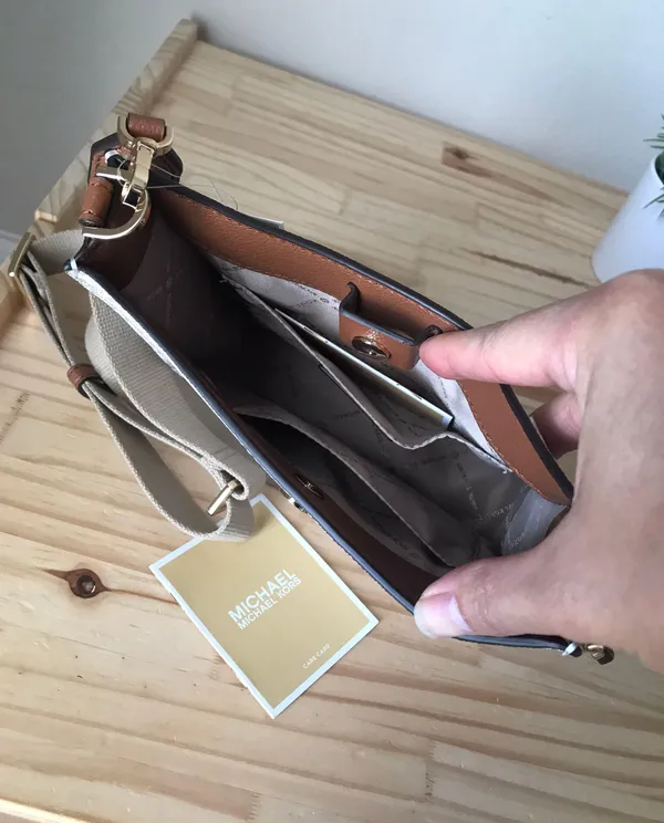 Michael Kors Purse - Image 9