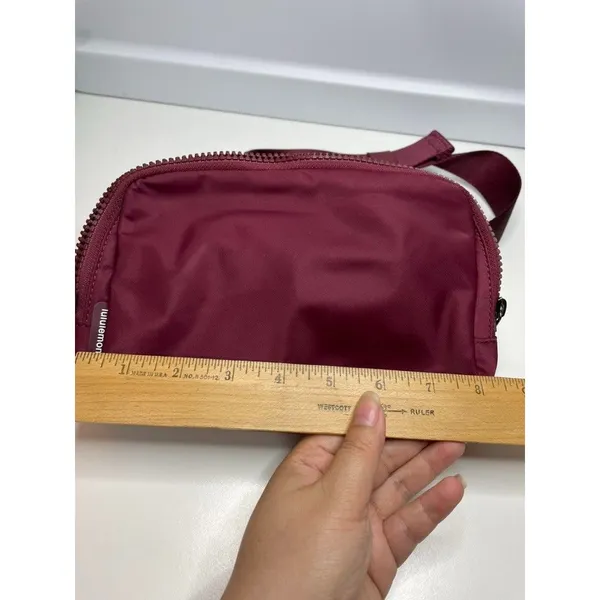 Lululemon Maroon Everywhere Belt Bag And Cross Body Bag - Image 4