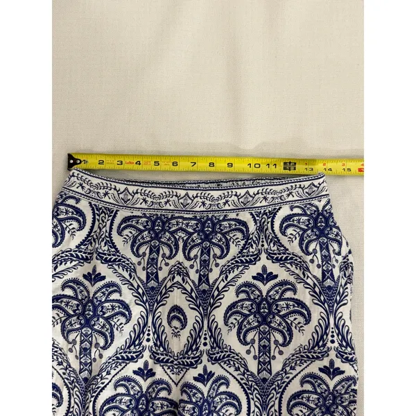 Farm Rio Blue and white linen blend pants size medium - Image 8