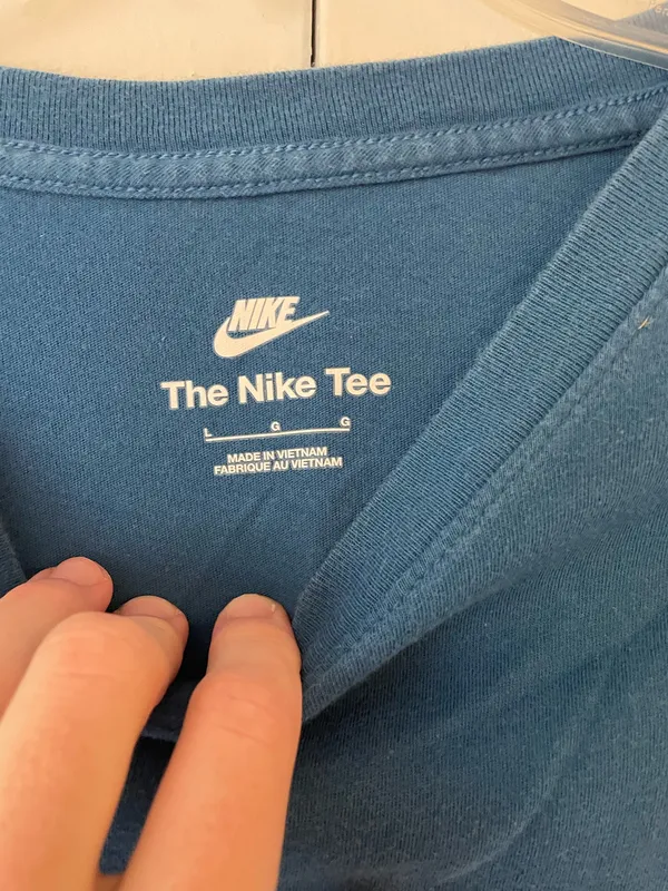 Nike Tee Shirt - Image 3