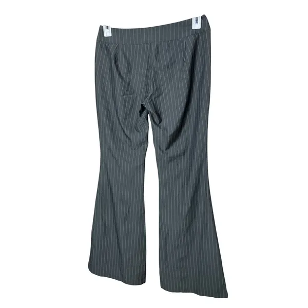 That's So Fetch Women's Gray Pinstripe Flare‎ Pants Tailored Trouser - Image 5