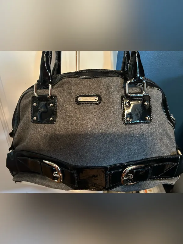 Grey and Black Women's Naturalizer brand Satchel Handbag - Image 2