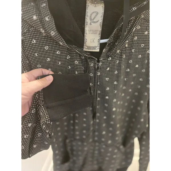 Q Womens 1X Zip Up Hoodie Sweatshirt Heart Micro Print Black White Y2K Pocket - Image 3
