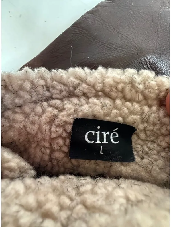 ciré Large Brown Leather Gloves with Sherpa Lining - Image 5