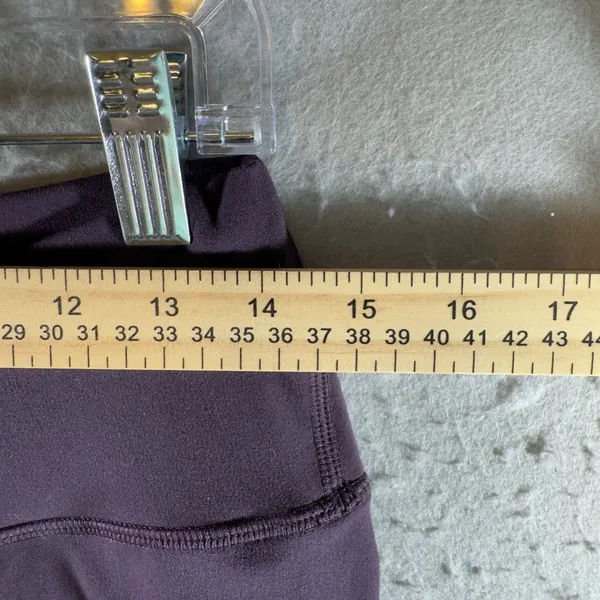 1675 | Alphalete Wrap Mid Rise Compression Yoga Leggings‎ Purple M - Image 3