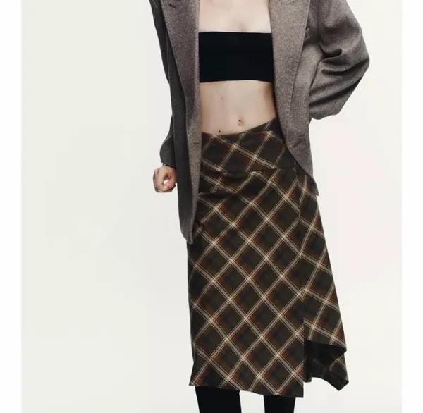 ZARA Asymmetrical Skirt low rise - Image 6