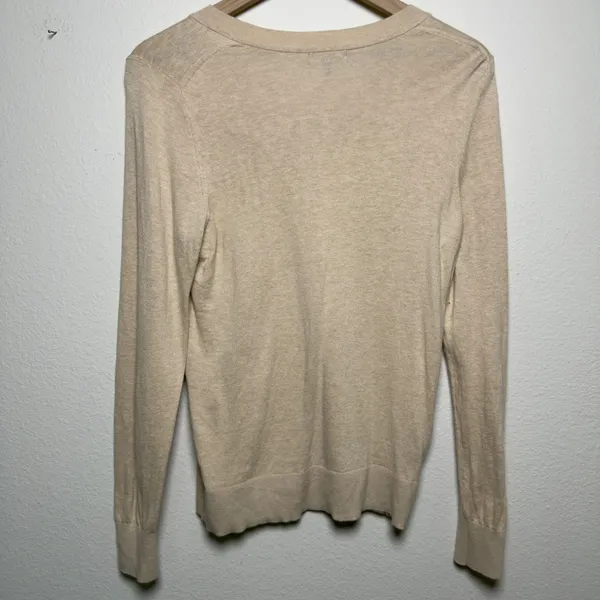 Quince Women Organic Cotton Cashmere V-Neck Sweater Medium Beige Long Sleeve - Image 4