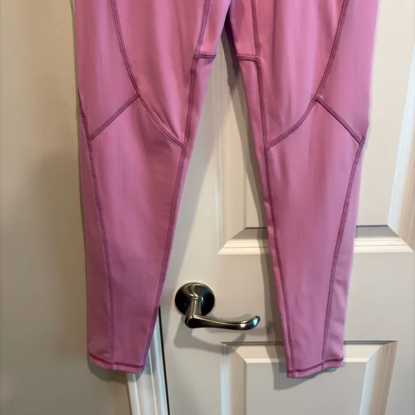 Offline by Aerie Pink High Waisted Full Length Activewear Leggings Size Medium - Image 3