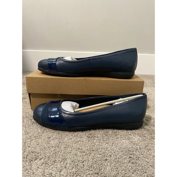 New Trotters Danni Navy Leather Ballet Flats Women’s Size 10 - Image 2