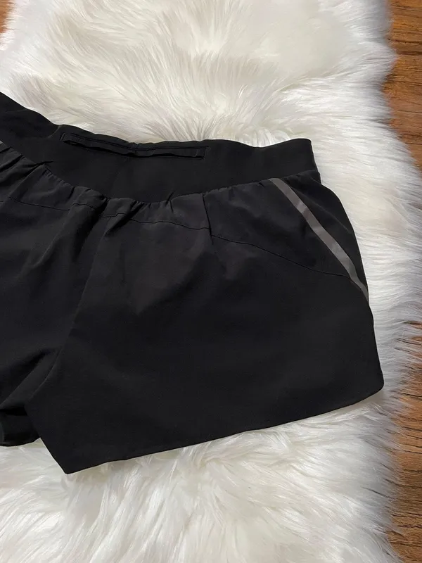 Adidas Women's Running Saturday Short - Image 7