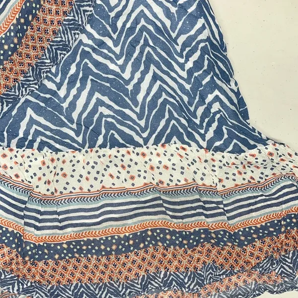 Verb Pallavi Singhee 4 Blue Print - Pink & Gold Embroidered Asymmetrical Skirt - Image 4