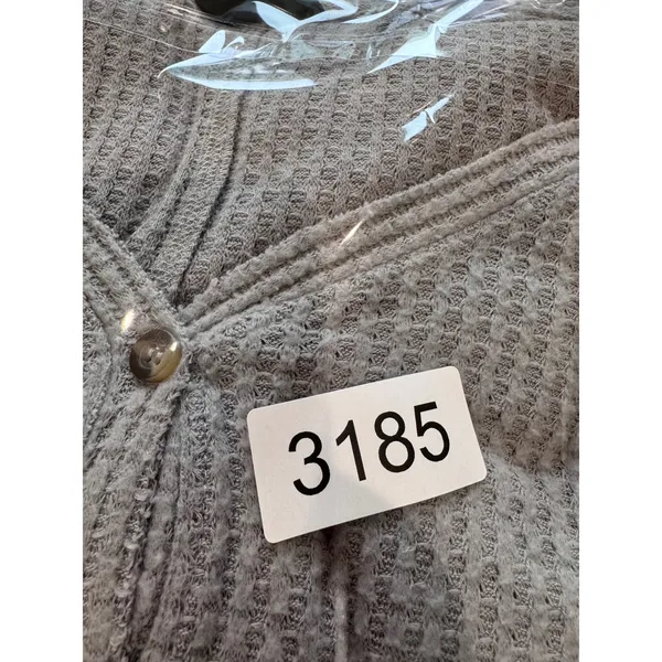 Out From Under Urban Outfitters Grey Waffle‎ Knit Button Front Long Sleeve Top M - Image 10